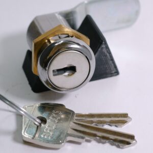 Euro locks cam lock